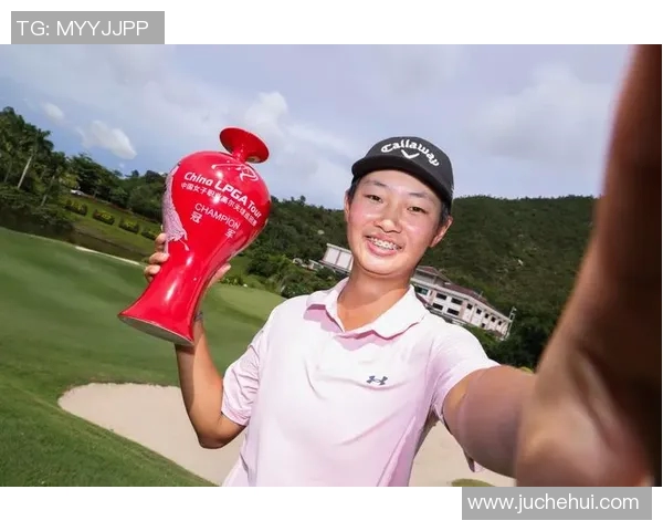 高尔夫球赛精彩纷呈 精英选手激烈对决争夺桂冠