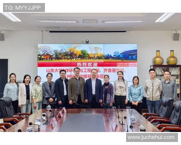 羽毛球的舞台与人生的交响吴秀英的深度对话与成长之路